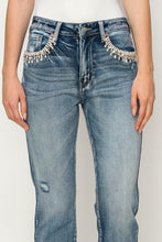 Load image into Gallery viewer, HIGH RISE CRYSTAL EMBELLISHED CROP STRAIGHT JEANS