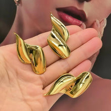 Load image into Gallery viewer, Gilded Vine Earring &amp; Ring Set