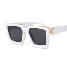 Load image into Gallery viewer, Classic Drive Square Sunglasses