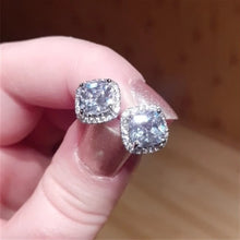 Load image into Gallery viewer, Crystal Earrings