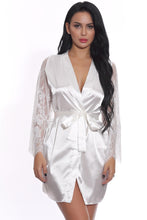 Load image into Gallery viewer, Romance Lace Robe
