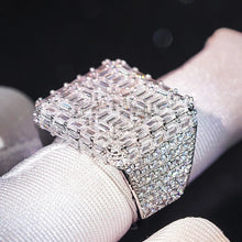 Load image into Gallery viewer, Crystal Ring