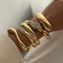 Load image into Gallery viewer, Snake Curve Wide Cuff Bangle