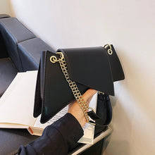 Load image into Gallery viewer, Noir Chain Shoulder Clutch