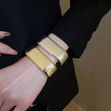 Load image into Gallery viewer, Boutique Bracelet