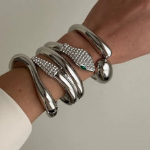 Load image into Gallery viewer, Snake Curve Wide Cuff Bangle