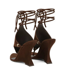 Load image into Gallery viewer, Snazzy Me Heels