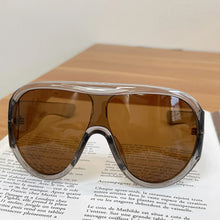 Load image into Gallery viewer, Bold Horizon Shield Glasses