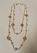 Load image into Gallery viewer, Pearl Red Necklace