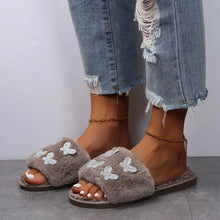 Load image into Gallery viewer, Barbie Dreams Slippers