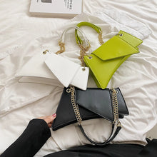 Load image into Gallery viewer, Noir Chain Shoulder Clutch