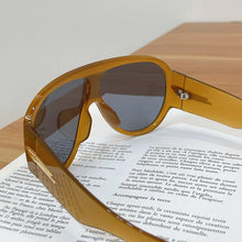 Load image into Gallery viewer, Bold Horizon Shield Glasses