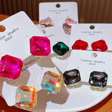 Load image into Gallery viewer, Crystal Earrings