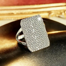 Load image into Gallery viewer, Crystal Ring