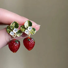 Load image into Gallery viewer, Crystal Red Ring