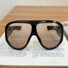 Load image into Gallery viewer, Bold Horizon Shield Glasses