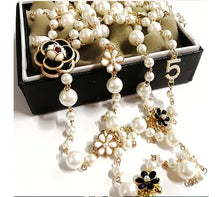 Load image into Gallery viewer, Pearl Red Necklace