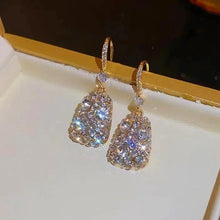 Load image into Gallery viewer, Crystal Necklace