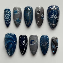 Load image into Gallery viewer, Main Character Press On Nails