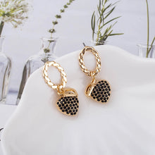 Load image into Gallery viewer, Crystal Gold Necklace