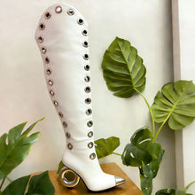 Load image into Gallery viewer, The Ring Leader Statement Boots