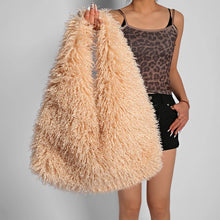 Load image into Gallery viewer, Faux Fur Hat