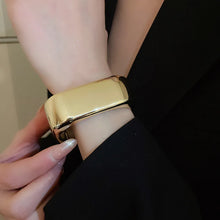 Load image into Gallery viewer, Boutique Bracelet