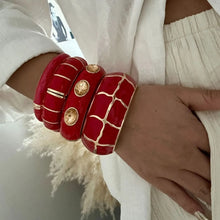 Load image into Gallery viewer, Crystal Red Bracelet