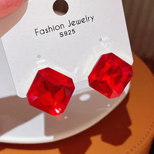 Load image into Gallery viewer, Crystal Earrings
