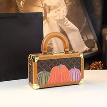 Load image into Gallery viewer, Genuine Leather Box Bag
