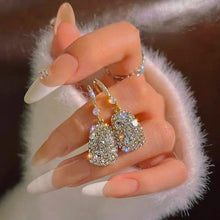 Load image into Gallery viewer, Crystal Necklace