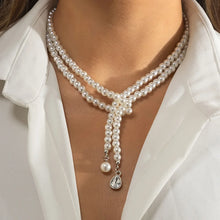 Load image into Gallery viewer, Pearl Necklace