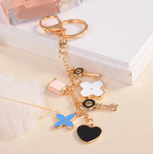 Load image into Gallery viewer, Lucky Clover Rhinestone Keychain