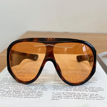 Load image into Gallery viewer, Bold Horizon Shield Glasses