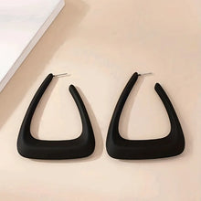 Load image into Gallery viewer, Boutique Earrings