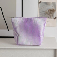 Load image into Gallery viewer, Croc Woven Handbag
