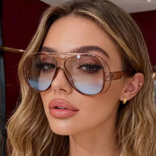 Load image into Gallery viewer, Retro Runway Aviator Sunglasses