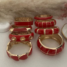 Load image into Gallery viewer, Crystal Red Bracelet