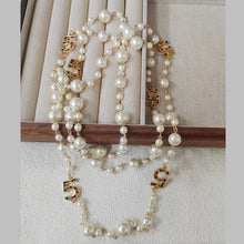 Load image into Gallery viewer, Pearl Red Necklace