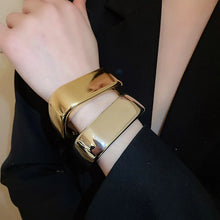 Load image into Gallery viewer, Boutique Bracelet