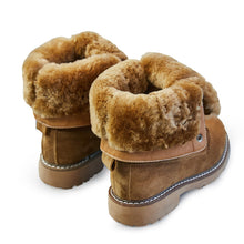 Load image into Gallery viewer, Savvy Fur Boots