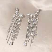 Load image into Gallery viewer, Luxury Crystal Chain Clip Earrings
